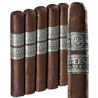 Rocky Patel 15th Anniversary Robusto (5.5"x50) Pack of 5